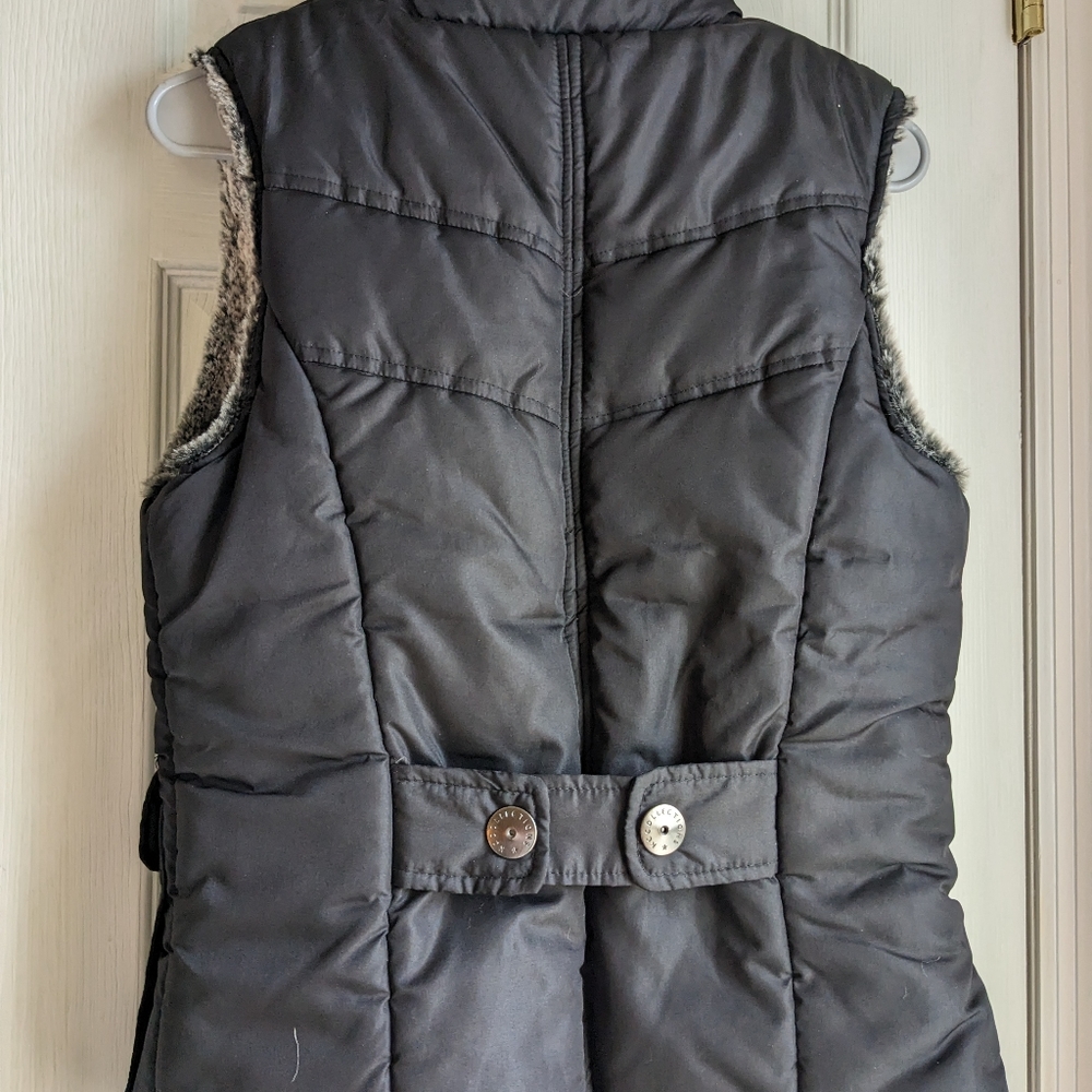 Reversible fall/winter vest. - Picture 3 of 3